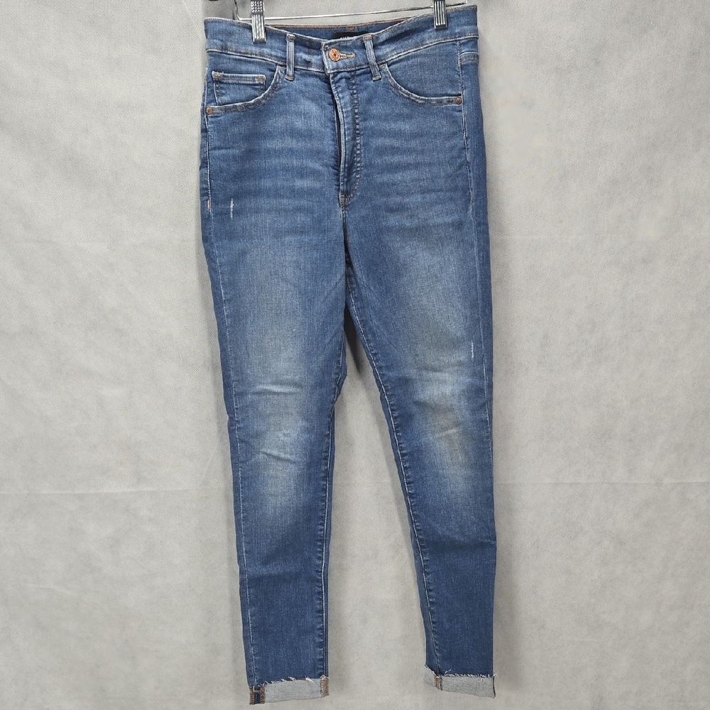 Express Mid-Wash Ankle Jeans